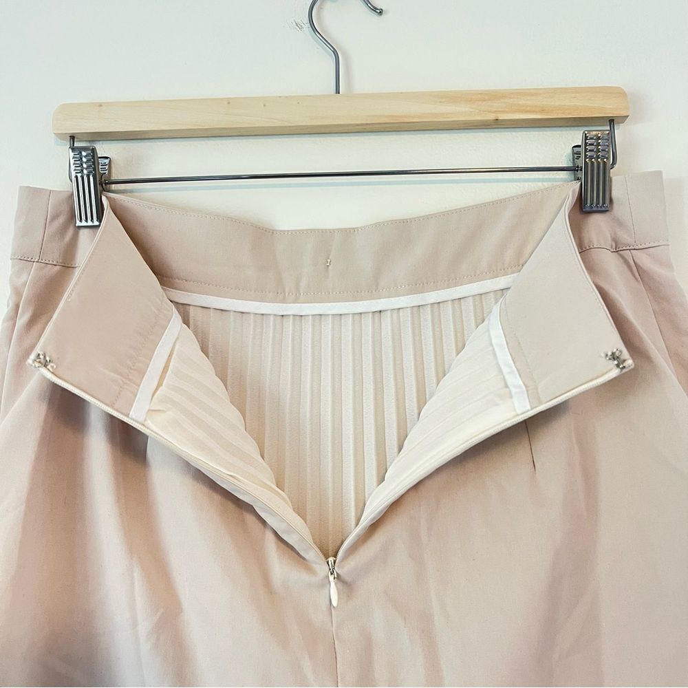 Commense Asymmetrical Pleated Midi Skirt NEW Size Large in Cream - Picture 9 of 10